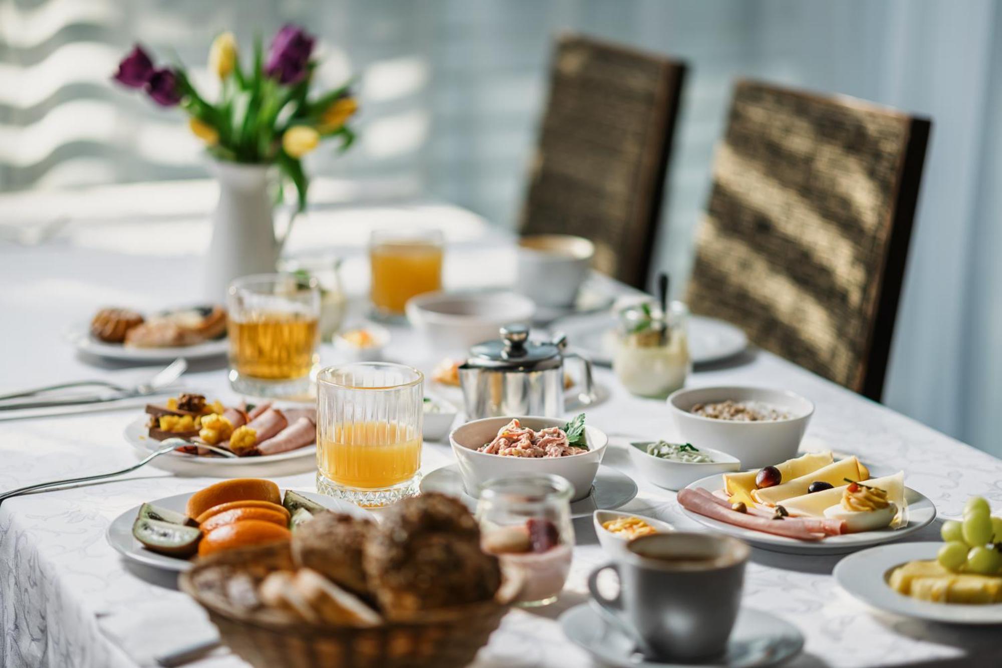 Hotel Janosik Liptovský Mikuláš エクステリア 写真